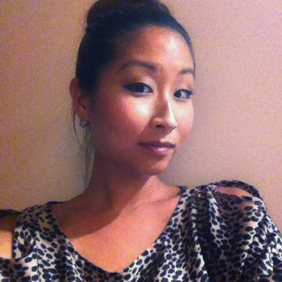 Nice to meet you ๐! Iโm Jenn. โบ๏ธ - Picture 1 of 1